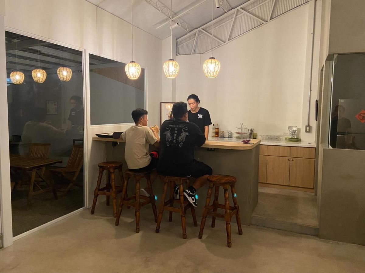 Sailing Inn Đông Cảng Ngoại thất bức ảnh