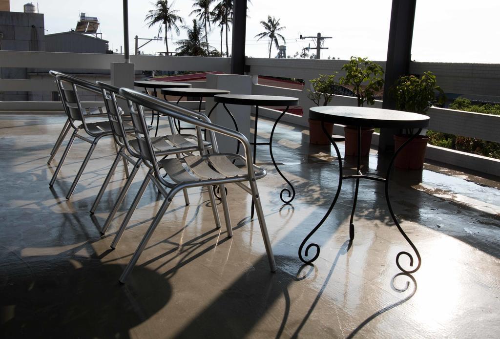 Sailing Inn Đông Cảng Ngoại thất bức ảnh
